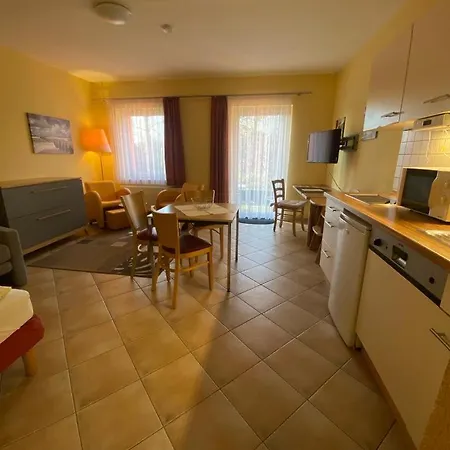 In Der Kopenhagener Strasse * روستوك