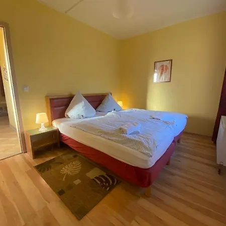 In Der Kopenhagener Strasse *