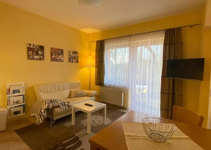 In Der Kopenhagener Straße Apartment